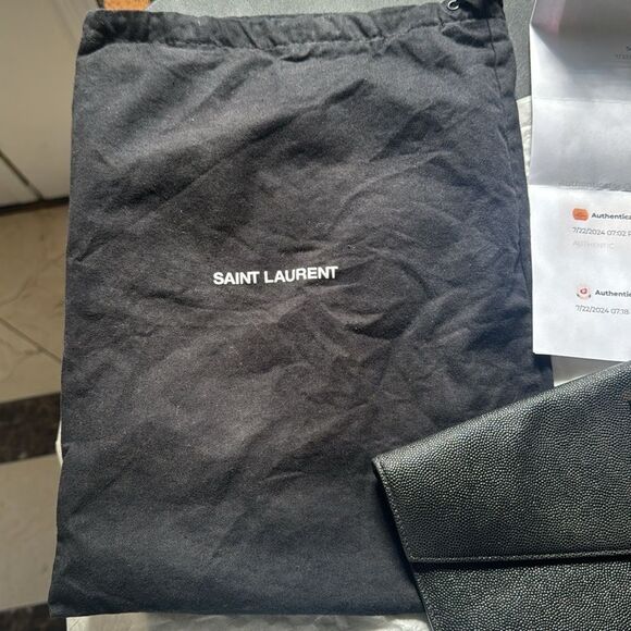 YSL UPTOWN POUCH IN GRAIN DE POUDRE LEATHER - Black  Retail $650- EUC - Picture 2 of 15